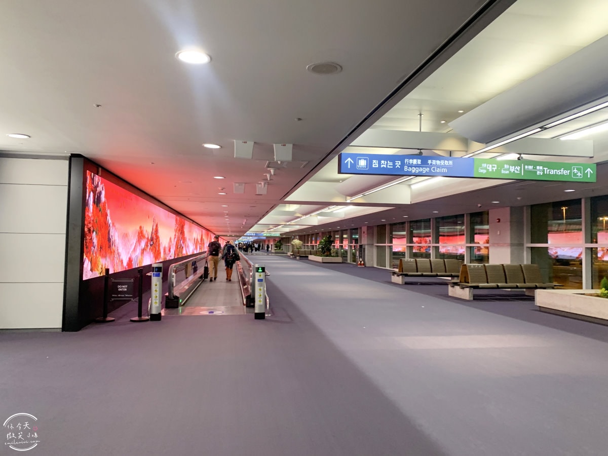 長榮BR172∥長榮航空高雄到仁川經濟艙,飛行紀錄︱兒童餐打造親子專屬美食,飛行中的小幸福︱高雄直飛仁川,長榮航空BR172機型A321 - 第24張圖