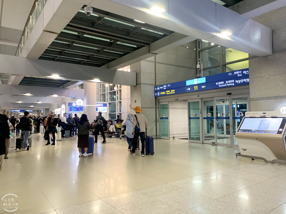 長榮BR172∥長榮航空高雄到仁川經濟艙,飛行紀錄︱兒童餐打造親子專屬美食,飛行中的小幸福︱高雄直飛仁川,長榮航空BR172機型A321 - 第26張圖
