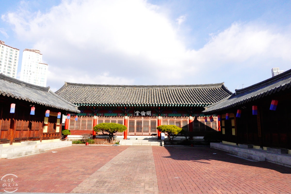 大邱免費景點∥大邱鄉校(대구향교)傳統韓屋古蹟，穿韓服拍照必來︱市中心也有傳統韓國味，古色古香超好逛︱近代胡同觀光主題路線四三德鳳山文化路︱大邱景點