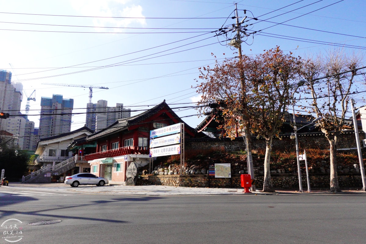 大邱免費景點∥大邱鄉校(대구향교)傳統韓屋古蹟，穿韓服拍照必來︱市中心也有傳統韓國味，古色古香超好逛︱近代胡同觀光主題路線四三德鳳山文化路︱大邱景點
