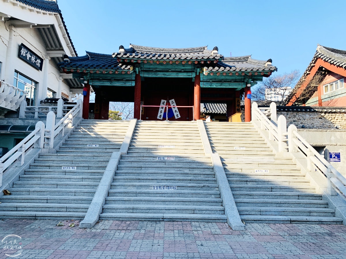 大邱免費景點∥大邱鄉校(대구향교)傳統韓屋古蹟，穿韓服拍照必來︱市中心也有傳統韓國味，古色古香超好逛︱近代胡同觀光主題路線四三德鳳山文化路︱大邱景點