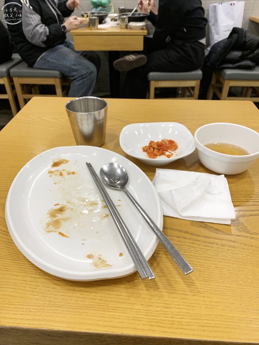 LABAB永登浦1號店(라밥영등포 1호점)∥24小時營業,韓式家常料理︱簡單的一餐,炸豬排紫菜飯捲、泡麵、辣炒年糕、豬排飯等︱首爾永登浦餐廳 - 第13張圖