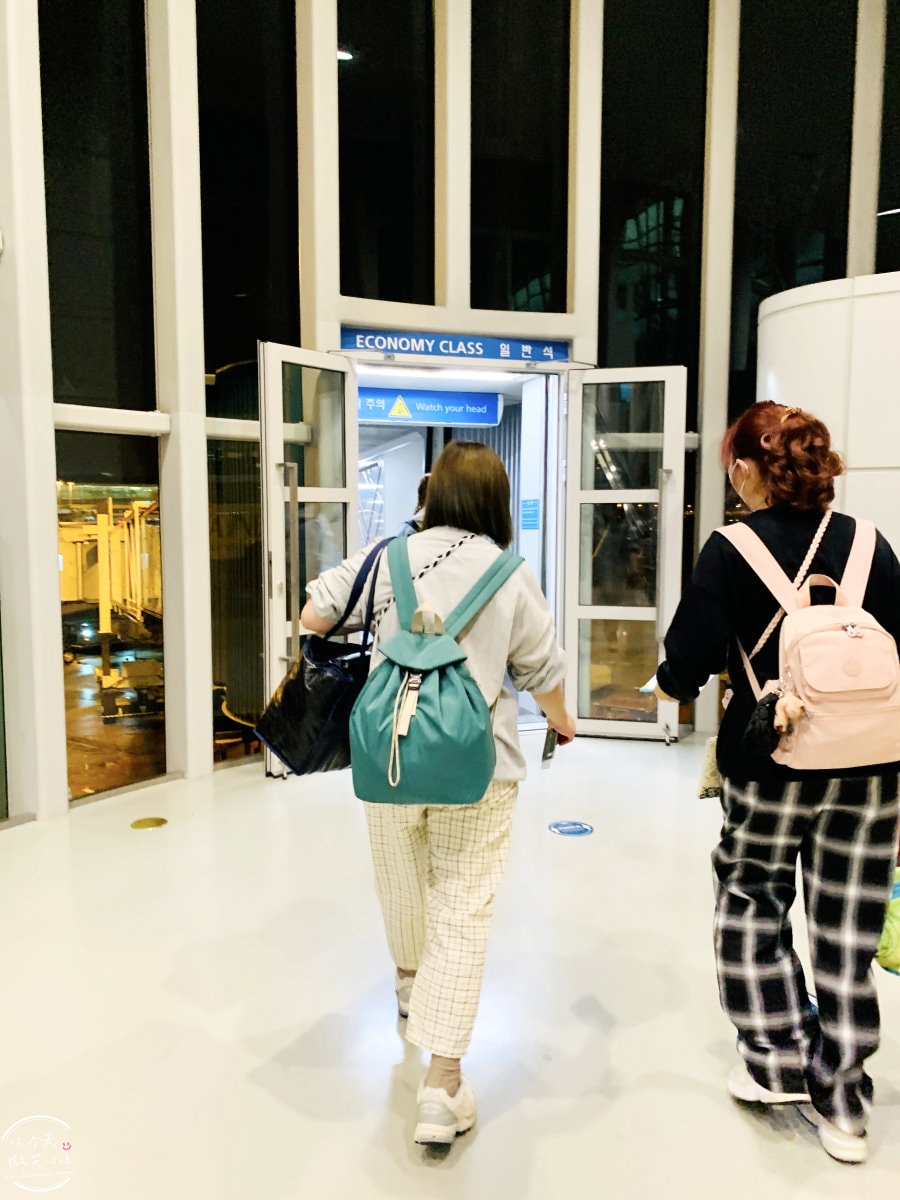 長榮BR171∥仁川飛高雄,長榮航空經濟艙飛行體驗︱長榮飛機餐海鮮特殊餐︱韓國仁川直飛高雄A321機型,仁川國際機場第一航廈 - 第12張圖