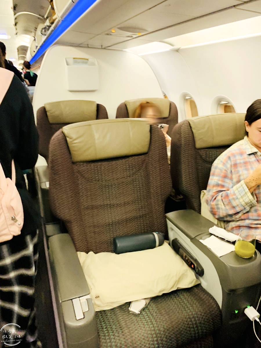 長榮BR171∥仁川飛高雄,長榮航空經濟艙飛行體驗︱長榮飛機餐海鮮特殊餐︱韓國仁川直飛高雄A321機型,仁川國際機場第一航廈 - 第13張圖