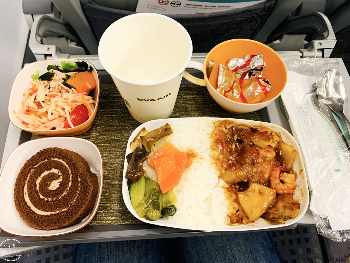 長榮BR171∥仁川飛高雄,長榮航空經濟艙飛行體驗︱長榮飛機餐海鮮特殊餐︱韓國仁川直飛高雄A321機型,仁川國際機場第一航廈 - 第30張圖