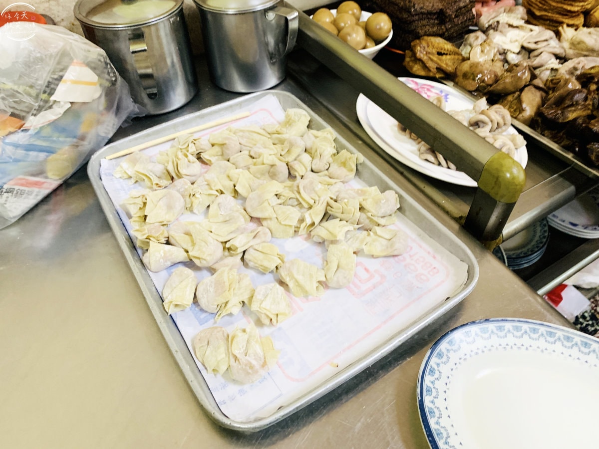 高雄前鎮老店QQ麵∥在地人的秘密老店,隱藏版美食︱35年的堅持!讓在地人念念不忘的美味秘密!前鎮巷弄中的美食寶藏︱高雄前鎮餐廳 - 第6張圖