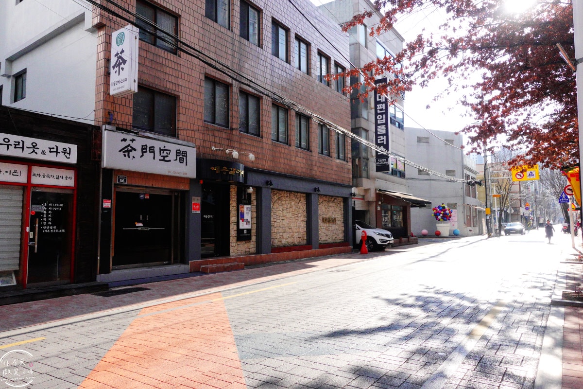 大邱鳳山文化街(봉산문화거리)∥大邱最具特色的文化藝術街道,20多間畫廊聚集︱裝置藝術、畫廊與特色小店的巡禮,大邱打卡新景點︱大邱近代胡同旅行 - 第14張圖
