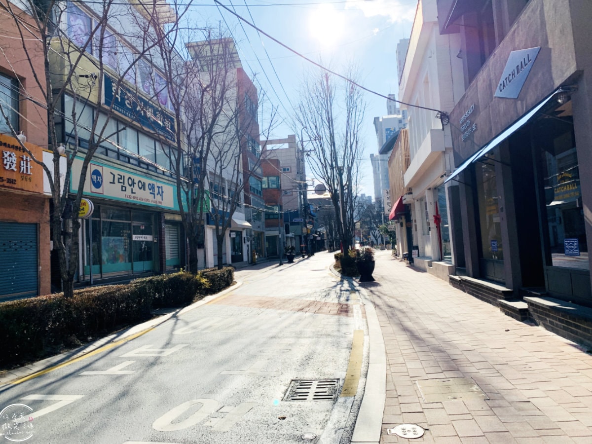 大邱鳳山文化街(봉산문화거리)∥大邱最具特色的文化藝術街道,20多間畫廊聚集︱裝置藝術、畫廊與特色小店的巡禮,大邱打卡新景點︱大邱近代胡同旅行 - 第19張圖
