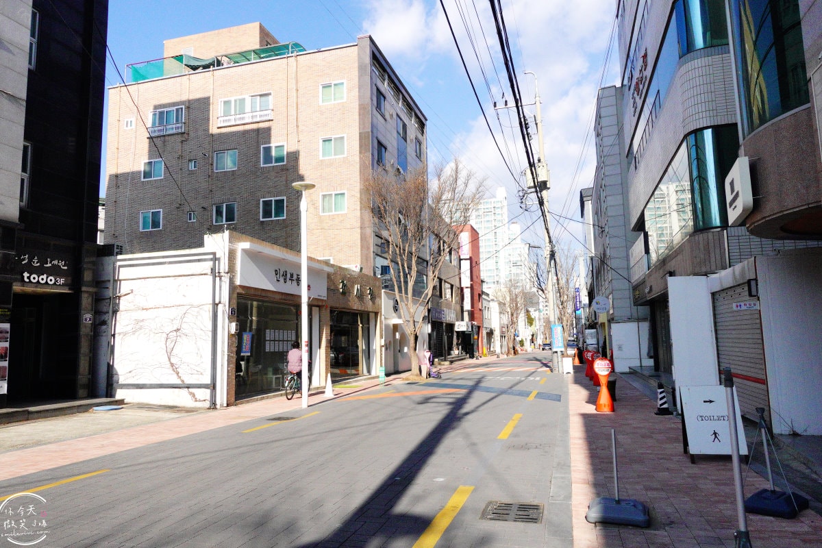 大邱鳳山文化街(봉산문화거리)∥大邱最具特色的文化藝術街道,20多間畫廊聚集︱裝置藝術、畫廊與特色小店的巡禮,大邱打卡新景點︱大邱近代胡同旅行 - 第5張圖
