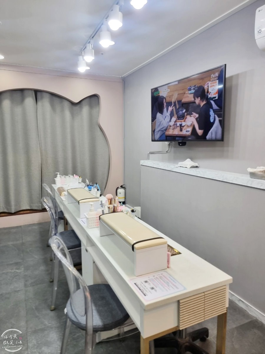 KITTY NAIL(키티네일)超值韓式美甲∥大邱半月堂店1號店,韓式精緻美甲,價格竟比台灣還便宜!︱韓式美甲,每月優惠3~4萬韓元︱韓國大邱美甲推薦,大邱東城路 - 第10張圖