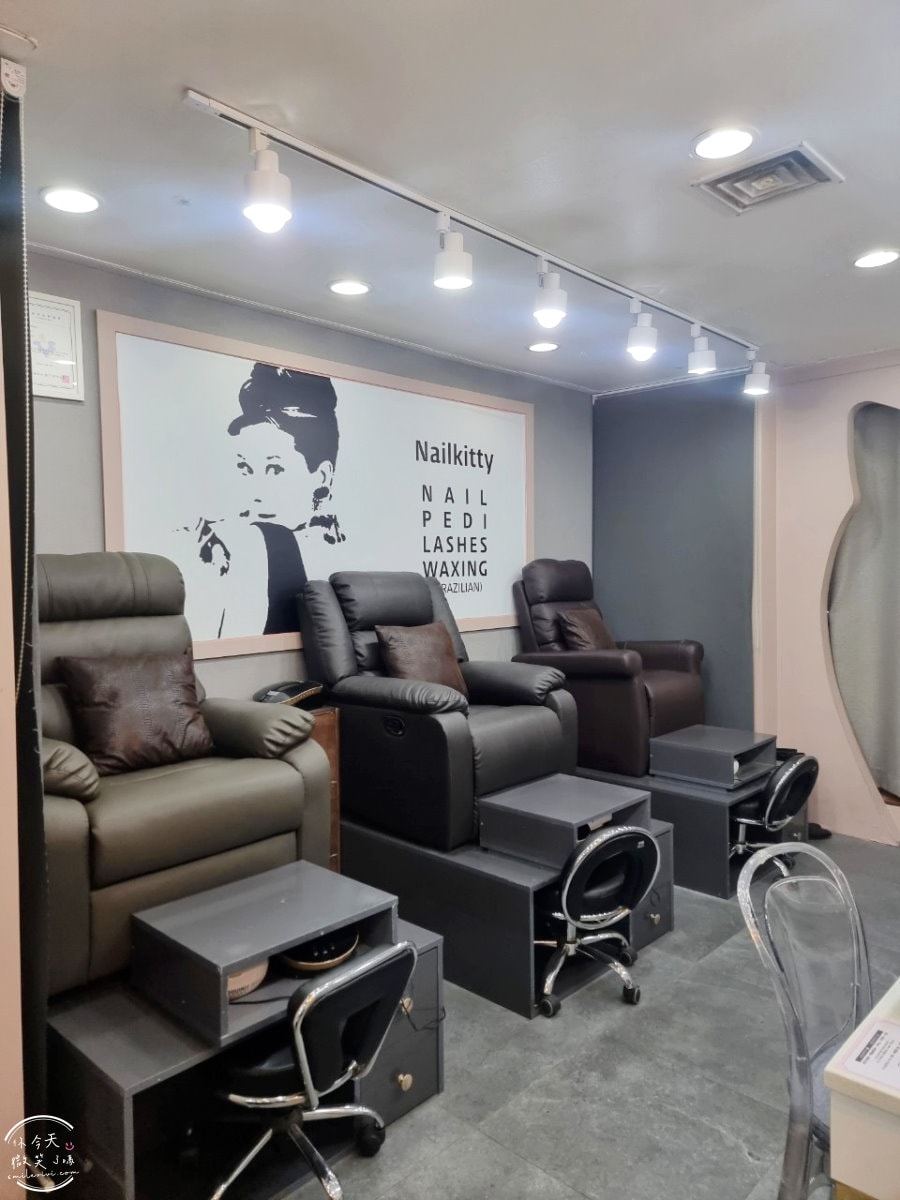 KITTY NAIL(키티네일)超值韓式美甲∥大邱半月堂店1號店,韓式精緻美甲,價格竟比台灣還便宜!︱韓式美甲,每月優惠3~4萬韓元︱韓國大邱美甲推薦,大邱東城路 - 第11張圖