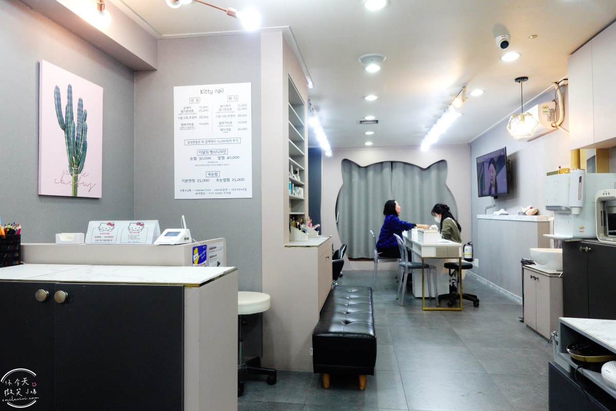 KITTY NAIL(키티네일)超值韓式美甲∥大邱半月堂店1號店,韓式精緻美甲,價格竟比台灣還便宜!︱韓式美甲,每月優惠3~4萬韓元︱韓國大邱美甲推薦,大邱東城路 - 第7張圖
