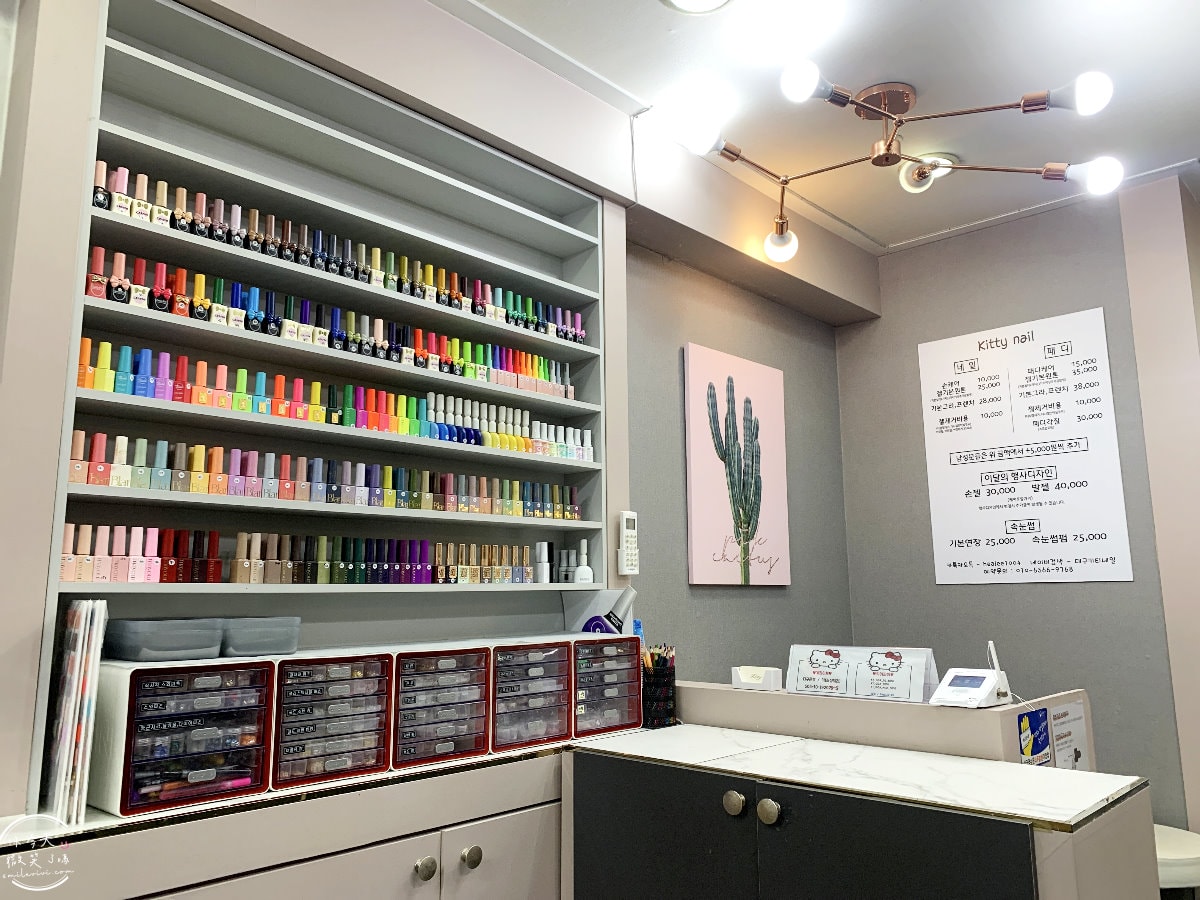 KITTY NAIL(키티네일)超值韓式美甲∥大邱半月堂店1號店,韓式精緻美甲,價格竟比台灣還便宜!︱韓式美甲,每月優惠3~4萬韓元︱韓國大邱美甲推薦,大邱東城路 - 第14張圖