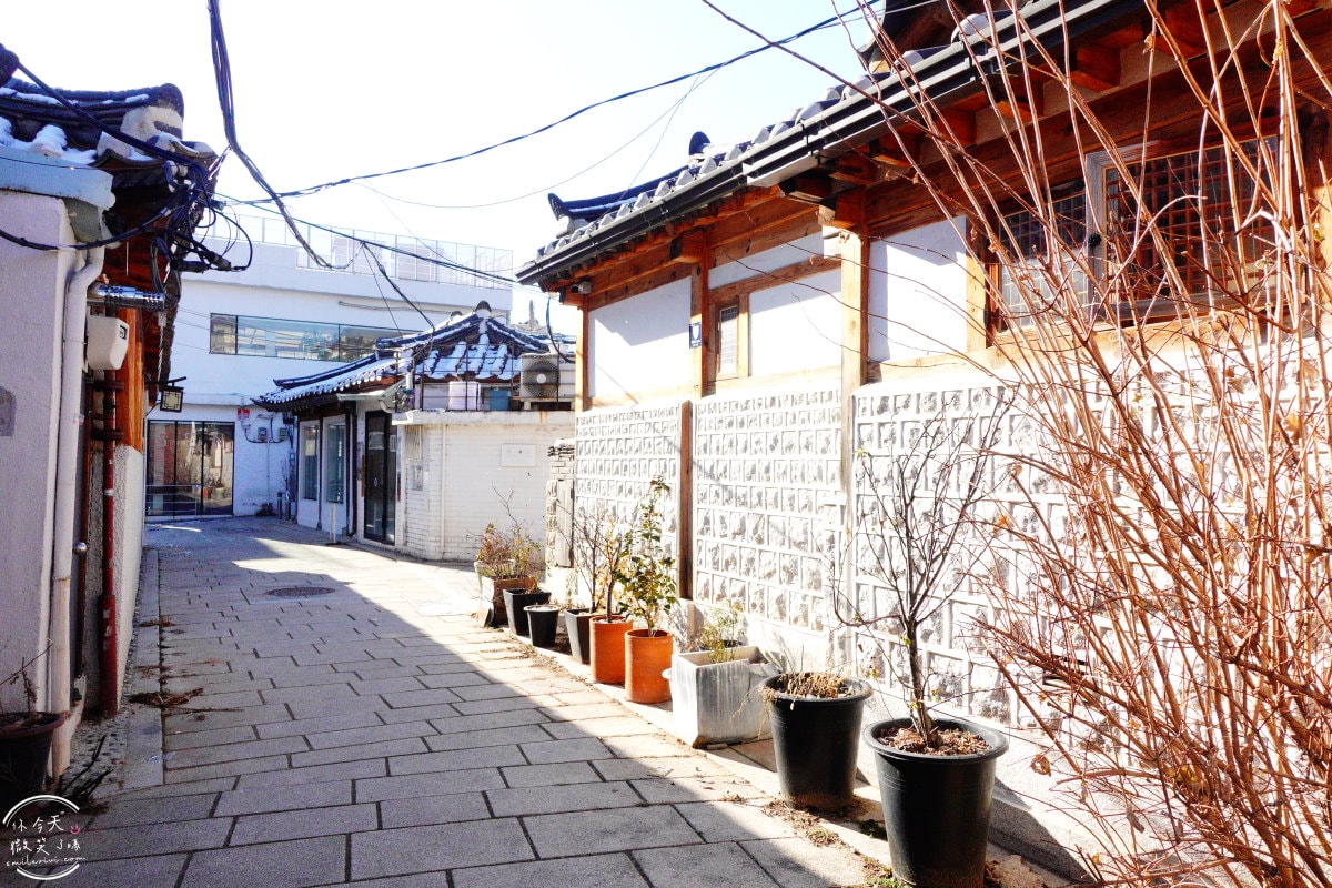 漫步西村韓屋村(서촌마을)∥首爾秘境,漫遊青瓦臺西側隱藏的韓屋村︱670多戶韓屋,韓國首爾新景點 - 第10張圖