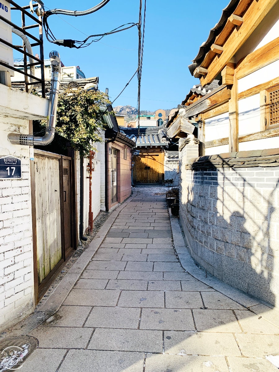 漫步西村韓屋村(서촌마을)∥首爾秘境,漫遊青瓦臺西側隱藏的韓屋村︱670多戶韓屋,韓國首爾新景點 - 第6張圖