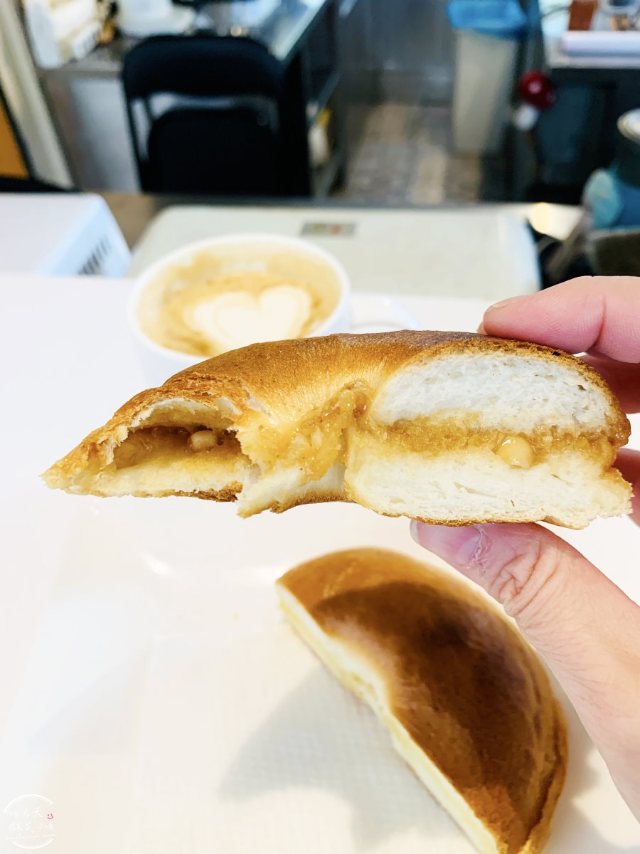高雄烘豆房自強店∥貝果配豆漿拿鐵,超人氣組合!完美輕食組合,高雄下午茶推薦︱高雄前金區下午茶 - 第13張圖