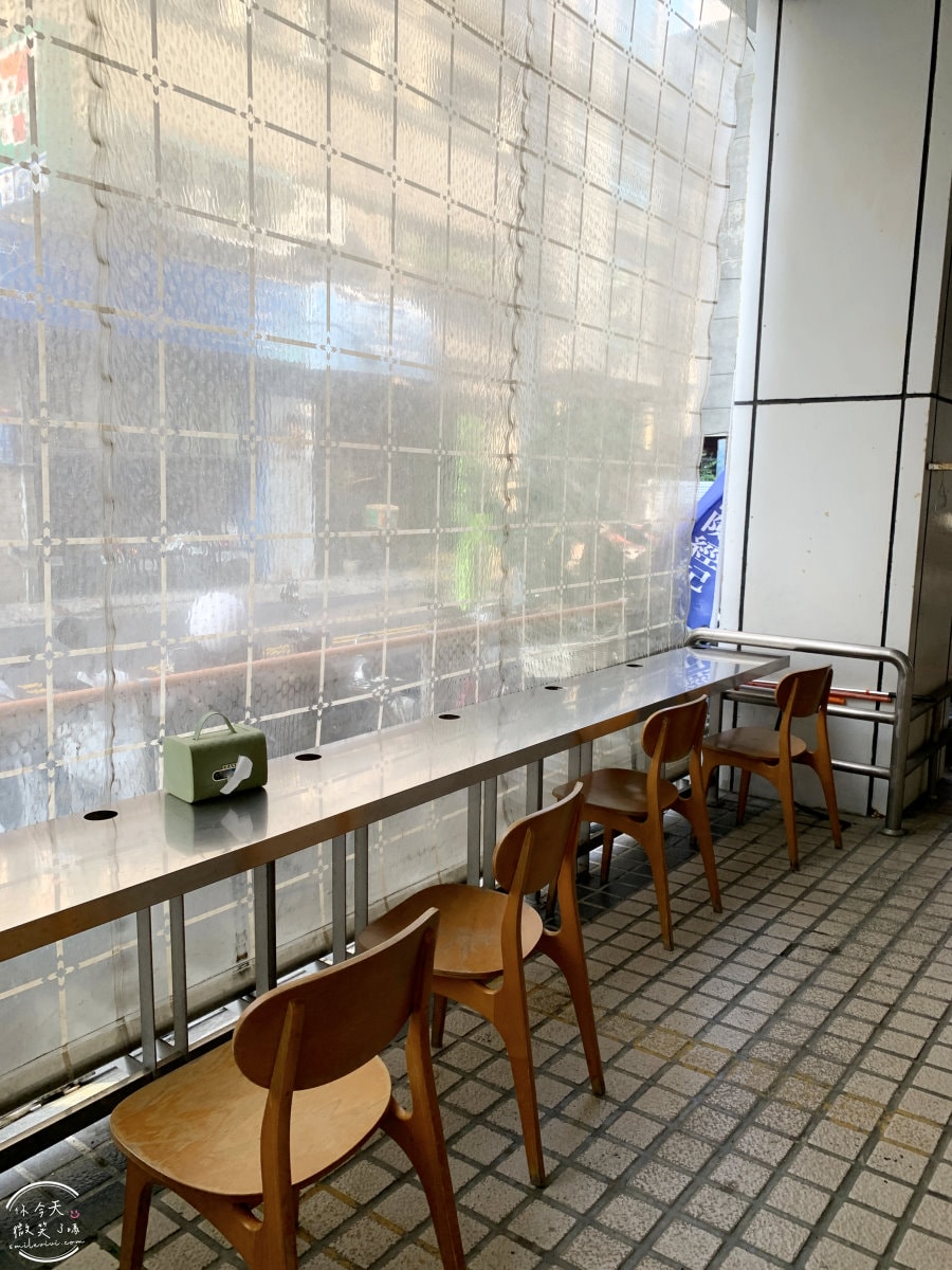 高雄烘豆房自強店∥貝果配豆漿拿鐵,超人氣組合!完美輕食組合,高雄下午茶推薦︱高雄前金區下午茶 - 第3張圖