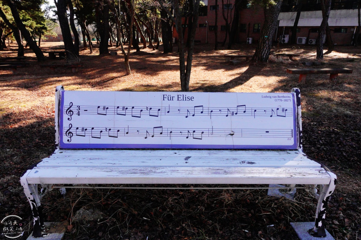 大邱嶺南大學(영남대학교)∥全韓國校區第二大,韓國總統朴正熙創立的名校︱20樓高中央圖書館、音樂系教室︱大邱地鐵景點 - 第20張圖 大邱嶺南大學