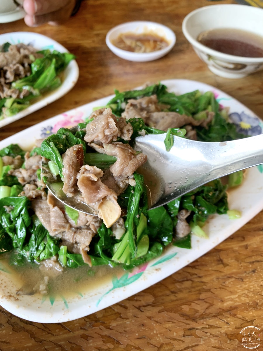 老曾羊肉∥米其林指南餐廳︱清湯羊肉、當歸羊肉湯頭,暖心又美味︱無腥味招牌炒羊肉與芥藍的絕妙搭配!︱台南小吃探店、台南餐廳 - 第16張圖