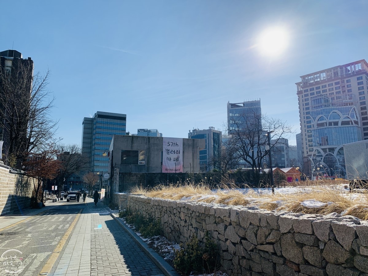 首爾三清洞文化街(삼청동문화거리)∥文青最愛!首爾三清洞散步指南,網美必拍景點︱咖啡廳、壁畫街探索,首爾自由行必收藏 - 第41張圖 三清洞
