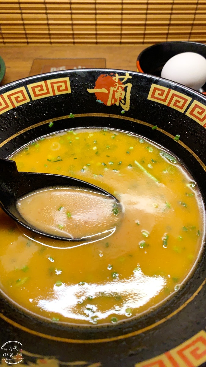 一蘭拉麵札幌薄野店∥一蘭拉麵點餐小插曲,附加雙蛋與滿滿蔥!組合獨特吃法,札幌美食推薦︱濃郁豚骨湯頭拉麵,開到凌晨4點,深夜食堂首選! - 第39張圖 一蘭拉麵
