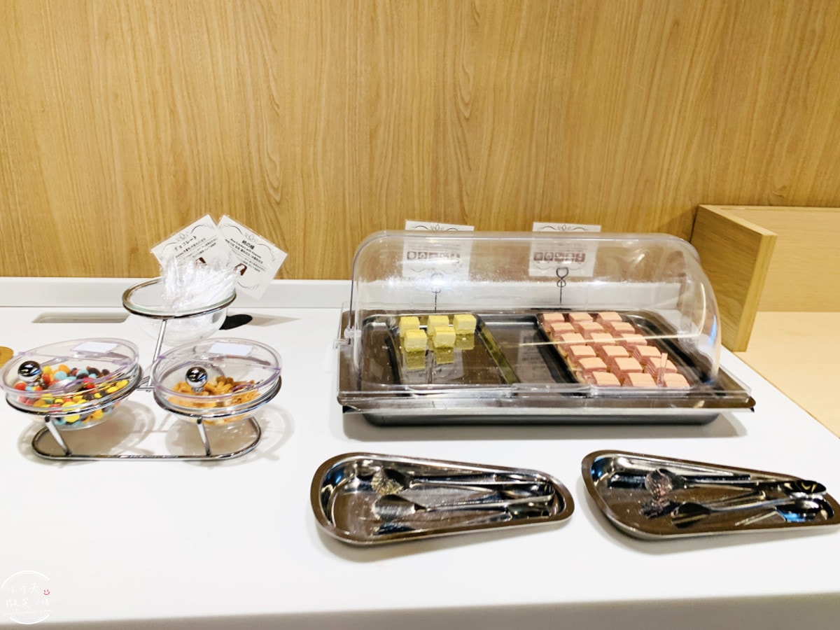 新千歲機場Royal Lounge∥北海道新千歲機場國際線貴賓室︱Royal Lounge貴賓室位置、開放時間,貴賓室完整評價︱長榮貴賓室、華航貴賓室 - 第23張圖 Royal Lounge