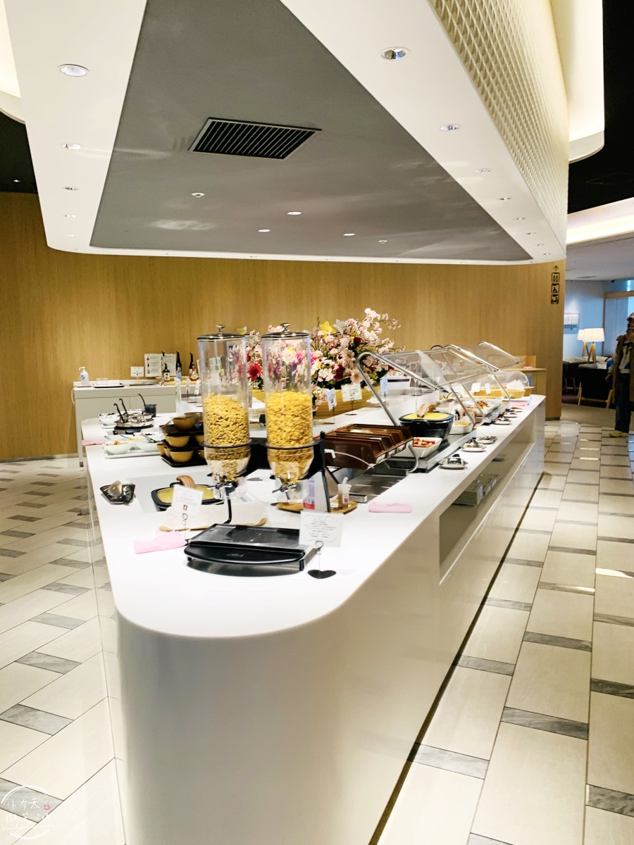 新千歲機場Royal Lounge∥北海道新千歲機場國際線貴賓室︱Royal Lounge貴賓室位置、開放時間,貴賓室完整評價︱長榮貴賓室、華航貴賓室 - 第32張圖 Royal Lounge