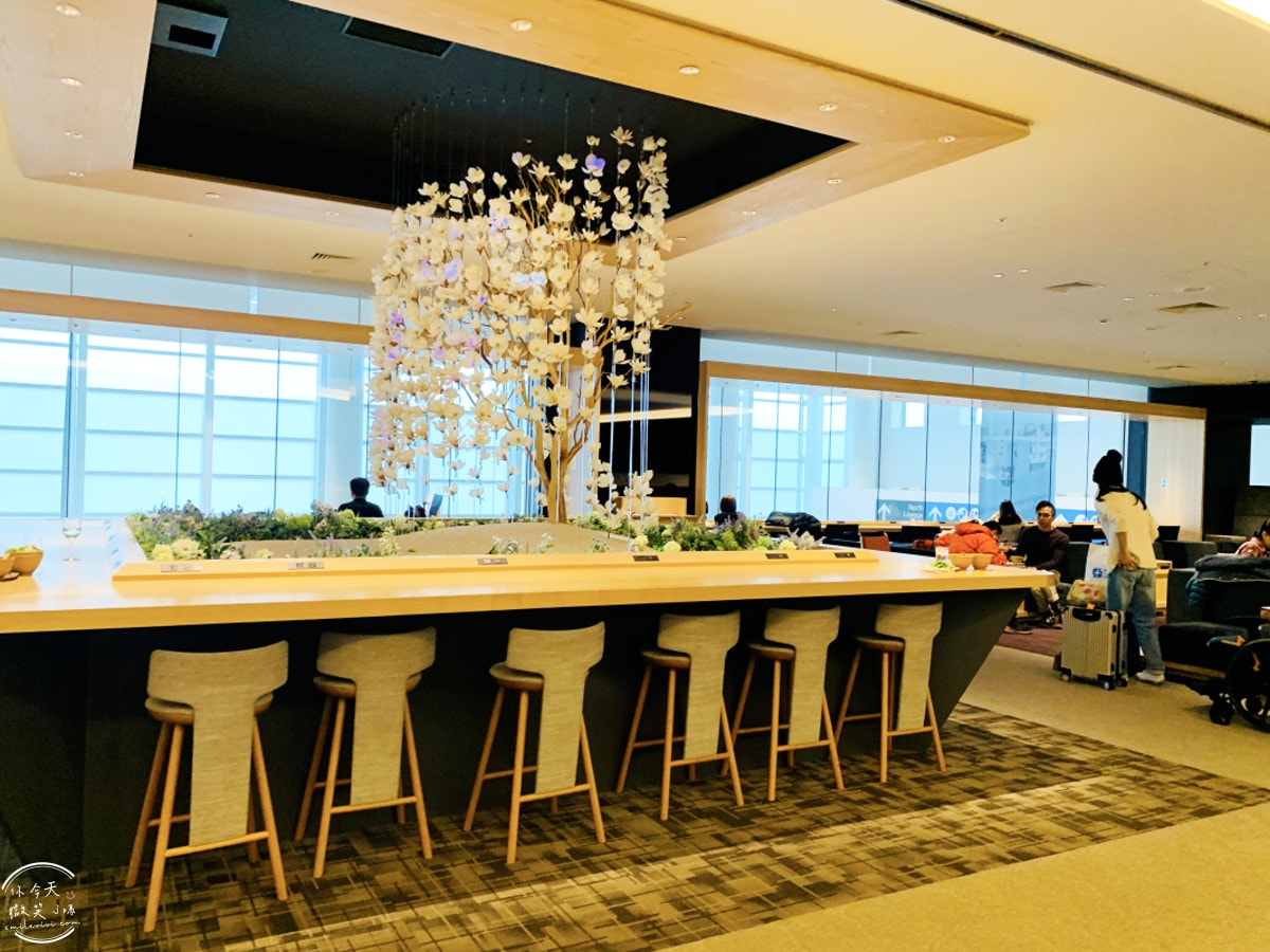 新千歲機場Royal Lounge∥北海道新千歲機場國際線貴賓室︱Royal Lounge貴賓室位置、開放時間,貴賓室完整評價︱長榮貴賓室、華航貴賓室 - 第8張圖 Royal Lounge