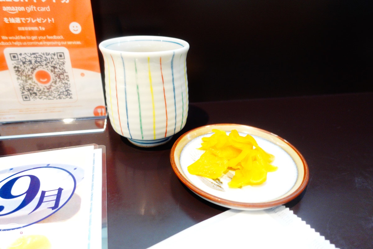 大阪梅八炸豬排定食∥份量足,白飯、湯、蔬菜免費續!60年老店的傳統美味,酥脆多汁超滿足!梅八阪急三番街,CP值爆表︱大阪梅田美食推薦 - 第18張圖 梅八