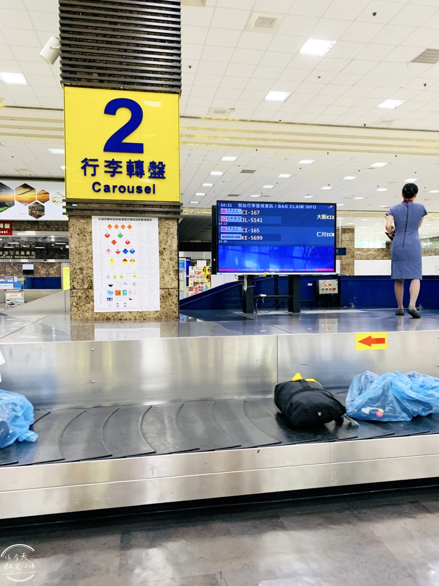 華航CI167商務艙∥大阪關西機場到高雄機場KIX-KHH︱中華航空商務艙搭乘體驗,座位、餐點、服務體驗分享︱737-800搭乘心得 - 第42張圖 CI167