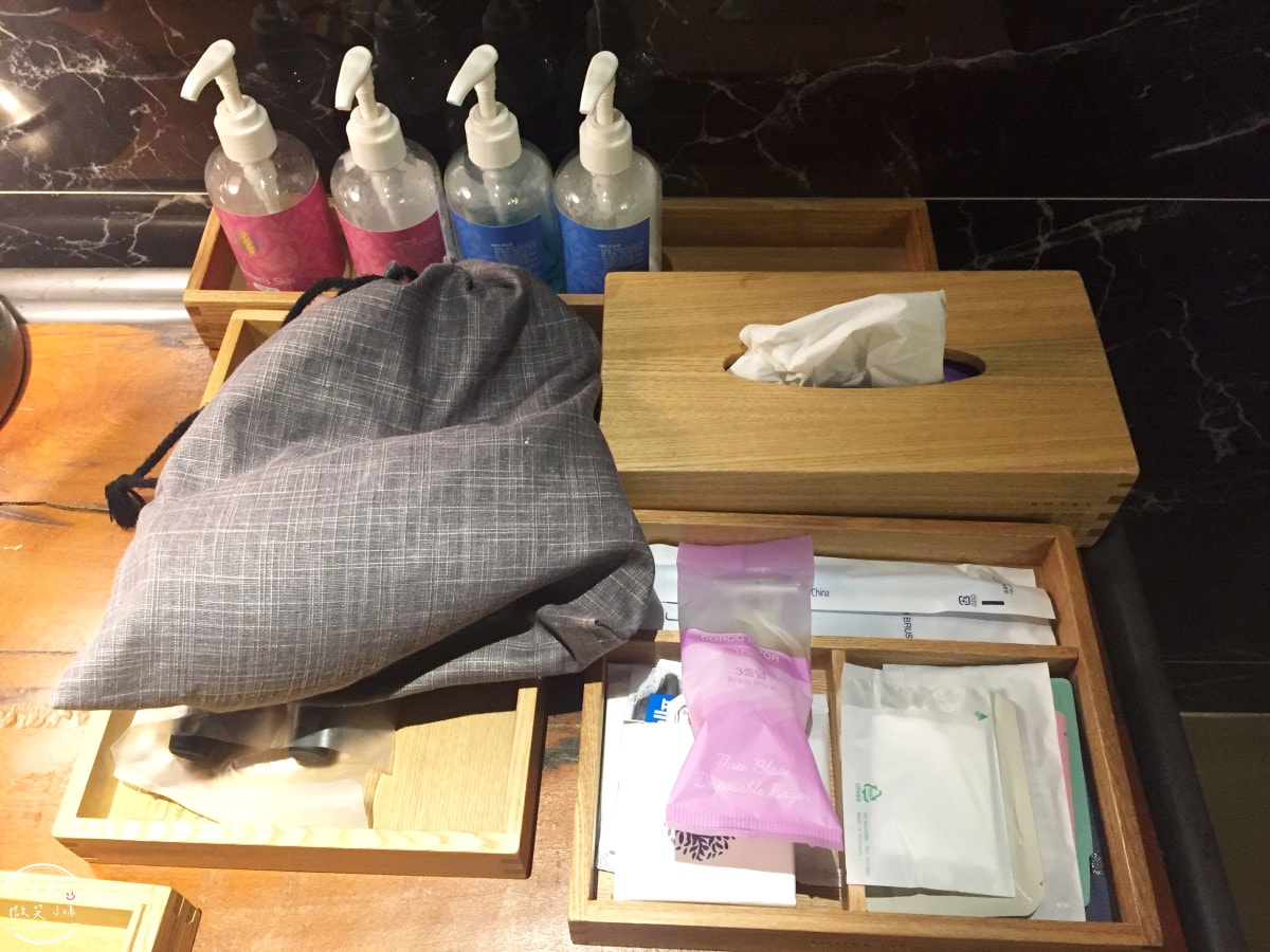 大邱東城路飯店推薦∥February Hotel 東城路二月飯店(2월호텔동성로)︱兩大床Junior Suite 房型、一大床房型︱大邱超人氣住宿、地點超讚 - 第24張圖