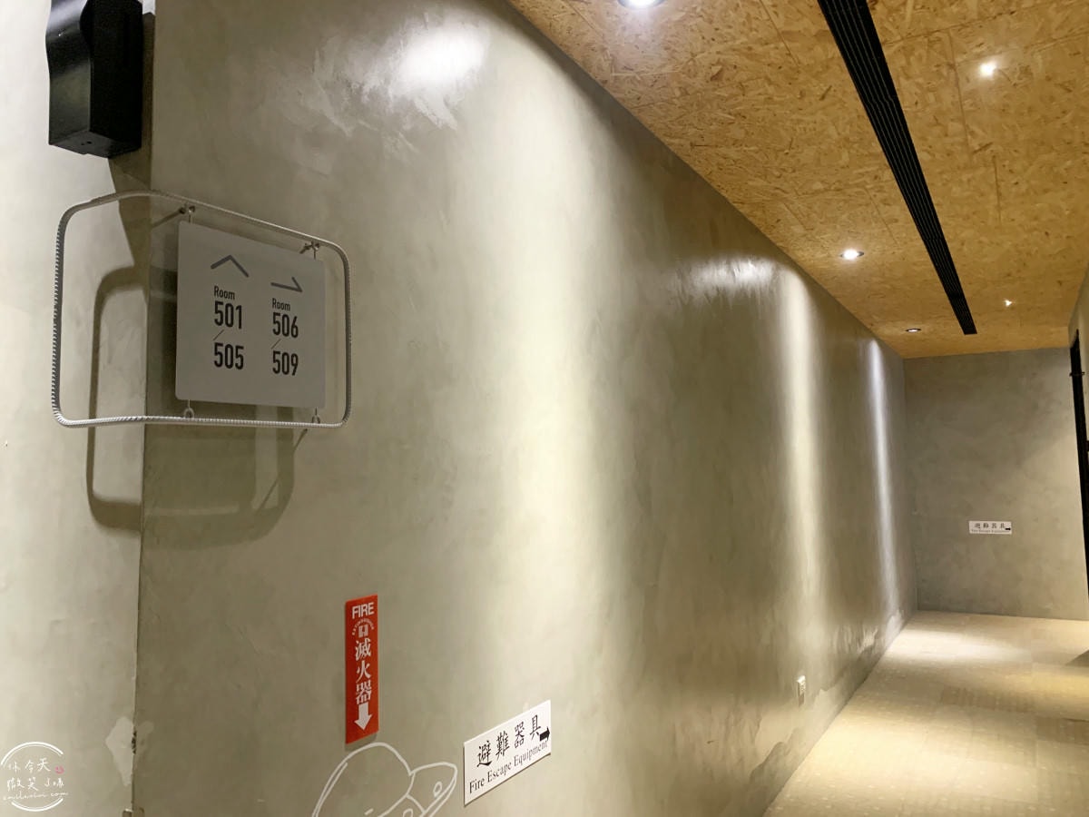 台南住宿推薦∥台南行旅 Hotel Leisure Tainan-OINN 巷弄潮旅,設計系旅店!雙人房、四人房、背包房各種房型開箱︱走路5分鐘到武聖夜市,台南中西區住宿心得 - 第18張圖