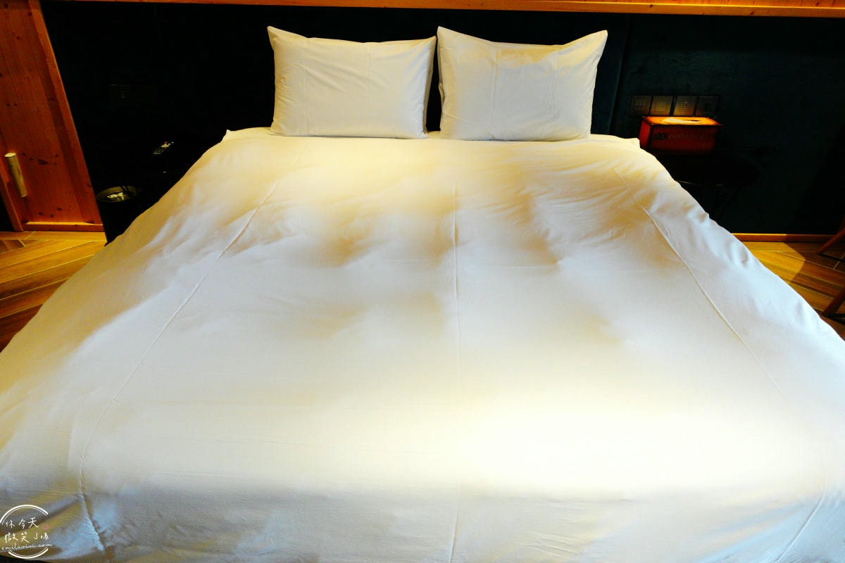 台南住宿推薦∥台南行旅 Hotel Leisure Tainan-OINN 巷弄潮旅,設計系旅店!雙人房、四人房、背包房各種房型開箱︱走路5分鐘到武聖夜市,台南中西區住宿心得 - 第23張圖