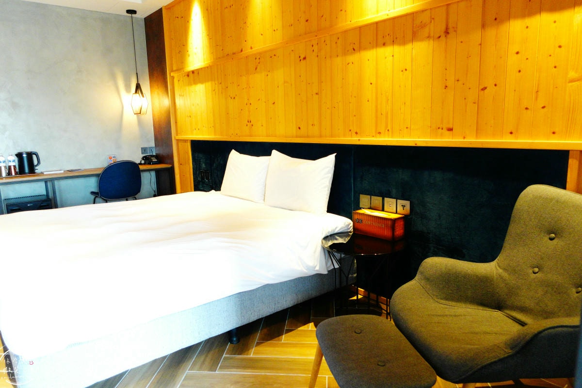 台南住宿推薦∥台南行旅 Hotel Leisure Tainan-OINN 巷弄潮旅,設計系旅店!雙人房、四人房、背包房各種房型開箱︱走路5分鐘到武聖夜市,台南中西區住宿心得 - 第24張圖