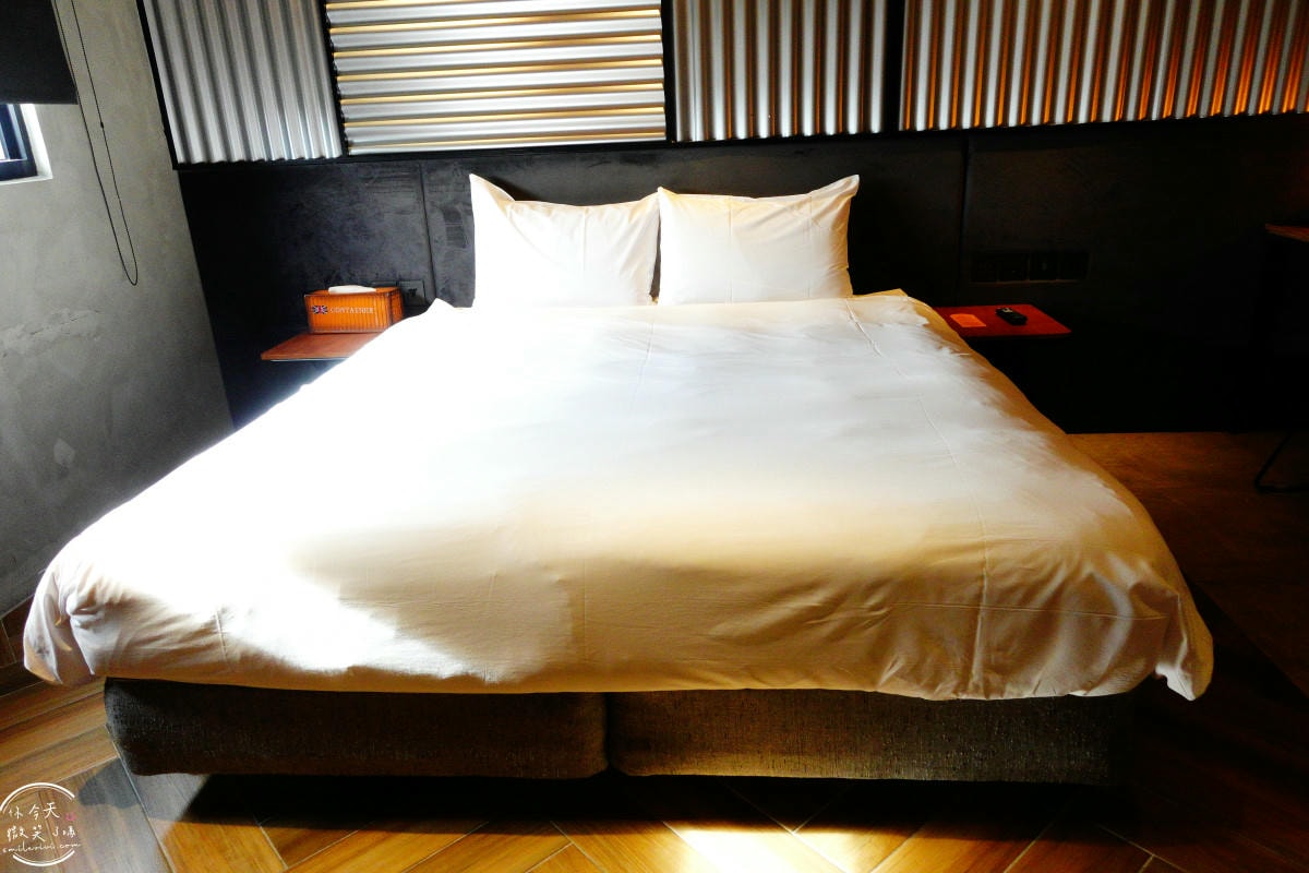 台南住宿推薦∥台南行旅 Hotel Leisure Tainan-OINN 巷弄潮旅,設計系旅店!雙人房、四人房、背包房各種房型開箱︱走路5分鐘到武聖夜市,台南中西區住宿心得 - 第45張圖