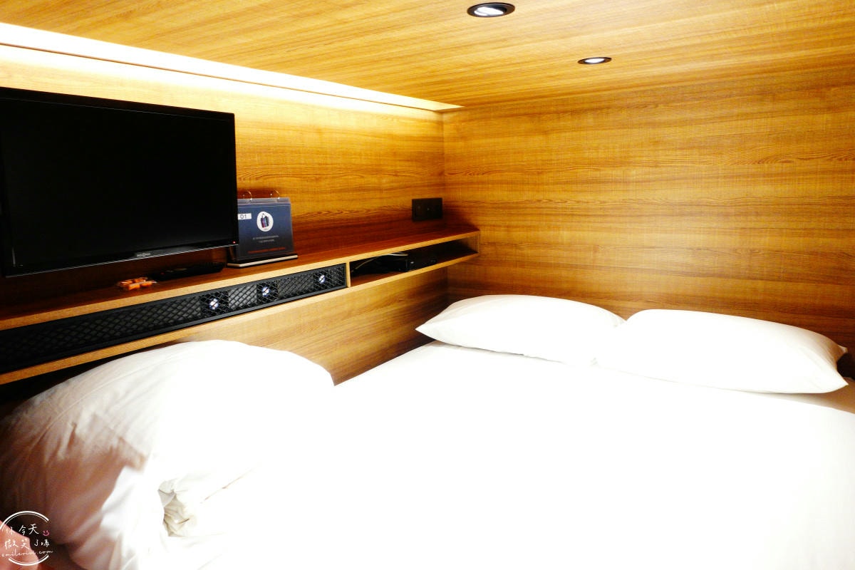 台南住宿推薦∥台南行旅 Hotel Leisure Tainan-OINN 巷弄潮旅,設計系旅店!雙人房、四人房、背包房各種房型開箱︱走路5分鐘到武聖夜市,台南中西區住宿心得 - 第81張圖