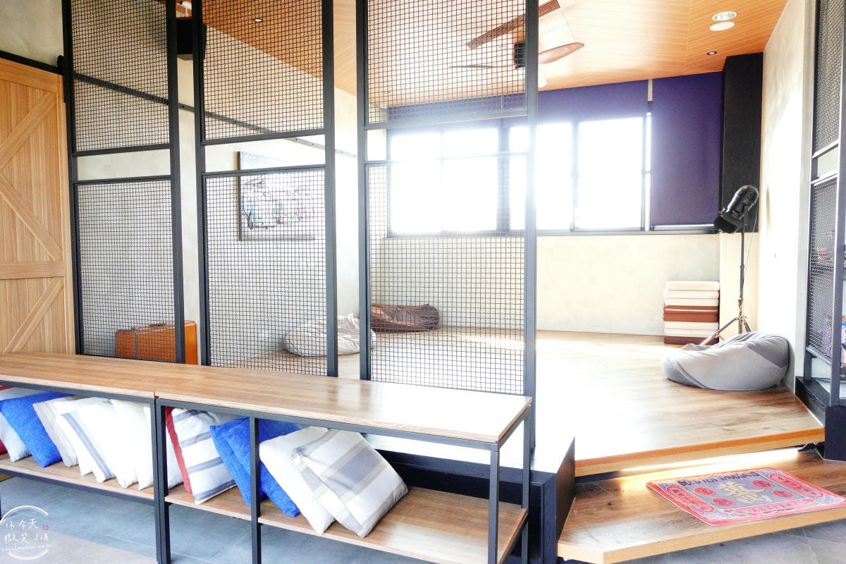 台南住宿推薦∥台南行旅 Hotel Leisure Tainan-OINN 巷弄潮旅,設計系旅店!雙人房、四人房、背包房各種房型開箱︱走路5分鐘到武聖夜市,台南中西區住宿心得 - 第91張圖