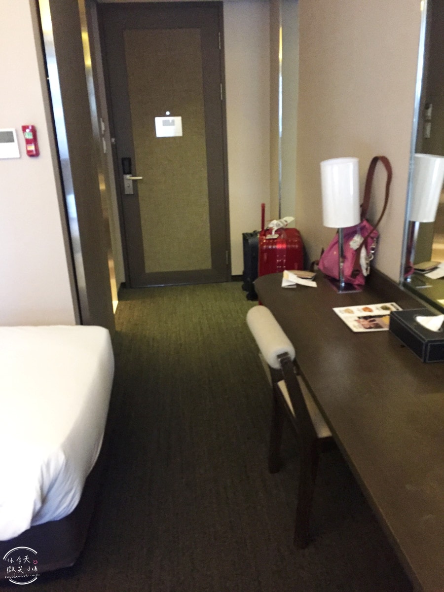首爾站住宿首選∥Hotel Manu Seoul(호텔마누;首爾馬努酒店),兩小床房型,門口就是7017︱近地鐵、吃喝購物超方便,CP值超高飯店推薦︱南大門飯店 - 第16張圖 Hotel Manu