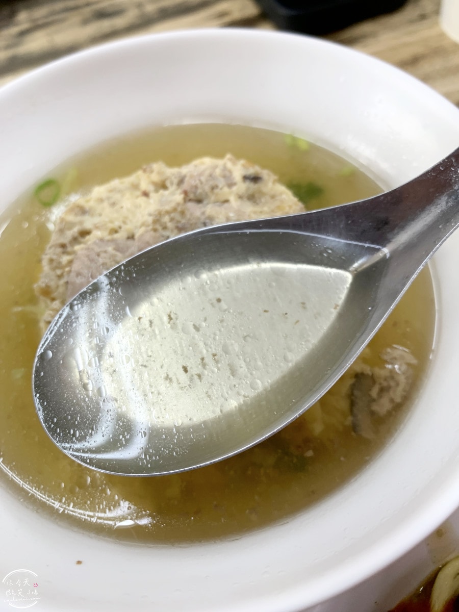 高雄北港蔡三代筒仔米糕∥筒仔米糕+蒸蛋湯標配,傳承70年米其林推薦小吃!高雄鹽埕美食︱米其林指南必比登推薦美食 - 第11張圖 北港蔡三代筒仔米糕