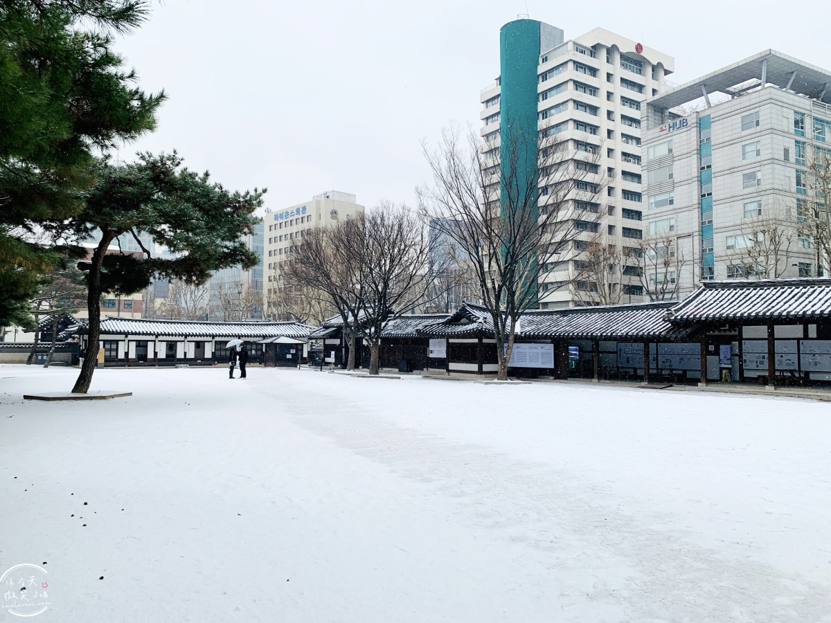 首爾雲峴宮(운현궁)∥免費入場,最低調的古宮秘境︱雲峴宮冬日雪景拍照太夢幻!網美必拍景點,首爾必訪古宮︱韓國自由行,安國站4號出口景點(안국역) - 第48張圖