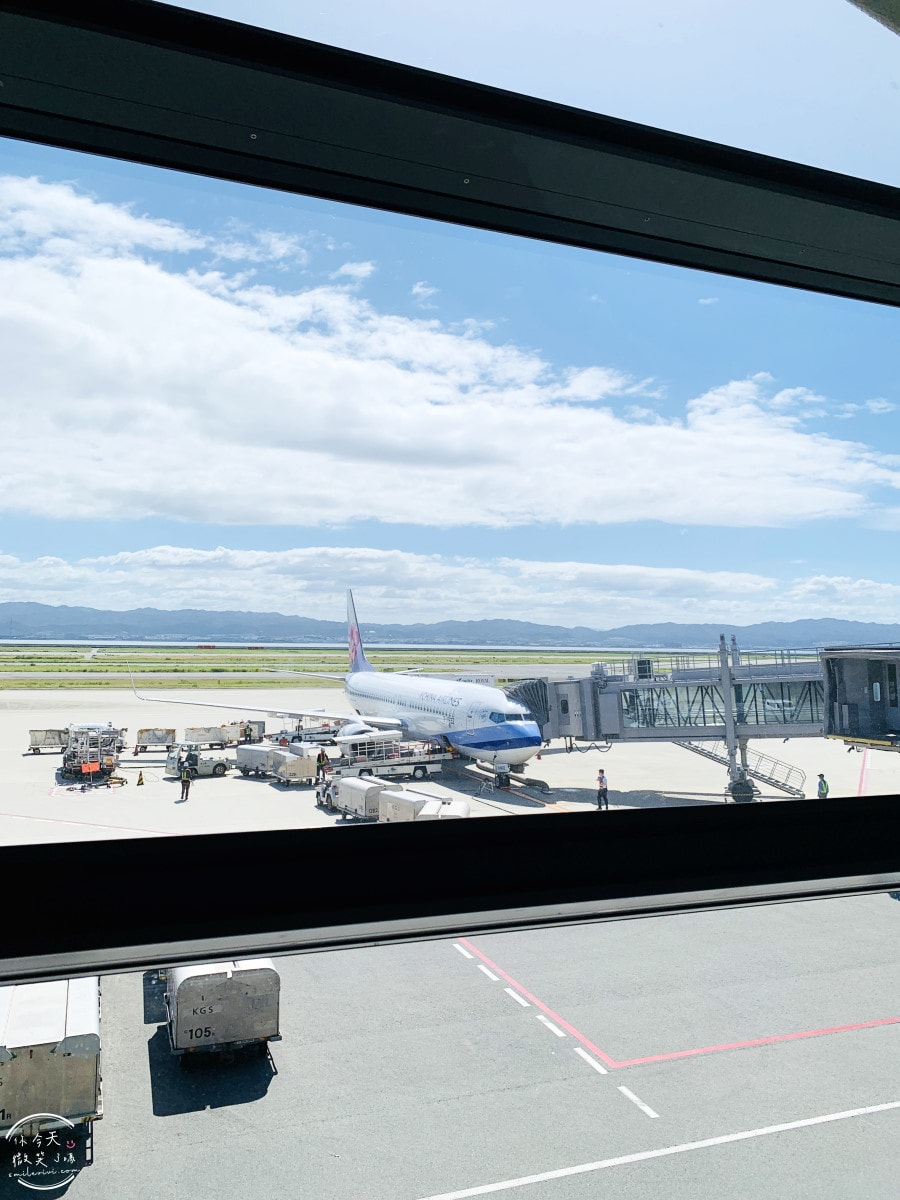 關西機場貴賓室推薦∥KIX Airside Lounge位置座位餐點全紀錄,可欣賞飛機起飛|龍騰卡都能進關西機場貴賓室,關西機場23號登機口旁電梯搭乘 - 第19張圖 Airside Lounge