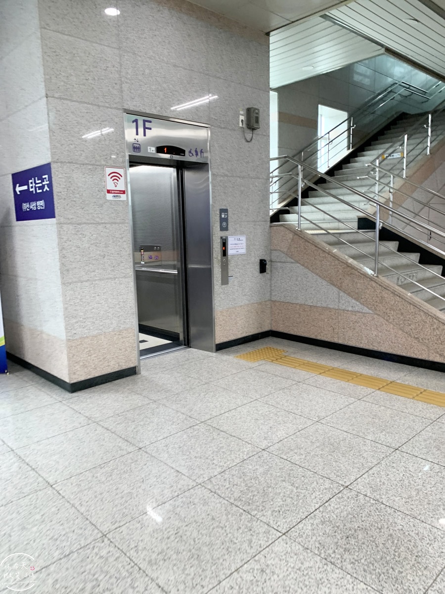 釜山金海機場進市區懶人包∥釜山金海輕電鐵(부산김해경전철),從金海機場站到沙上站轉釜山地鐵2號線超簡單!沙上站轉乘釜山2號線詳細分享︱釜山機場快線來回搭乘分享 - 第15張圖