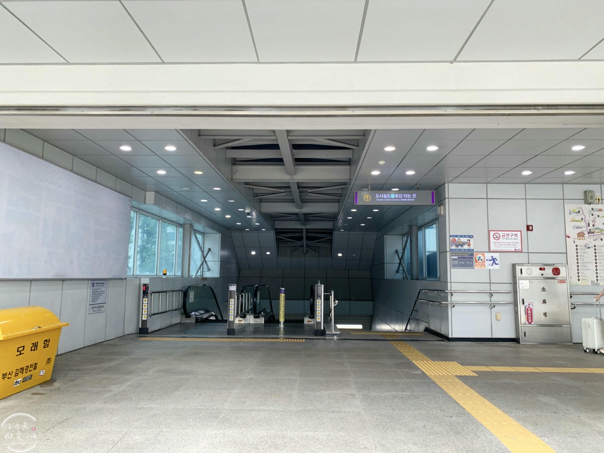 釜山金海機場進市區懶人包∥釜山金海輕電鐵(부산김해경전철),從金海機場站到沙上站轉釜山地鐵2號線超簡單!沙上站轉乘釜山2號線詳細分享︱釜山機場快線來回搭乘分享 - 第36張圖