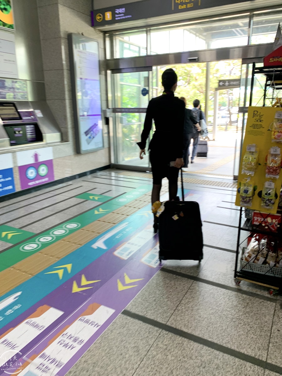 釜山金海機場進市區懶人包∥釜山金海輕電鐵(부산김해경전철),從金海機場站到沙上站轉釜山地鐵2號線超簡單!沙上站轉乘釜山2號線詳細分享︱釜山機場快線來回搭乘分享 - 第47張圖