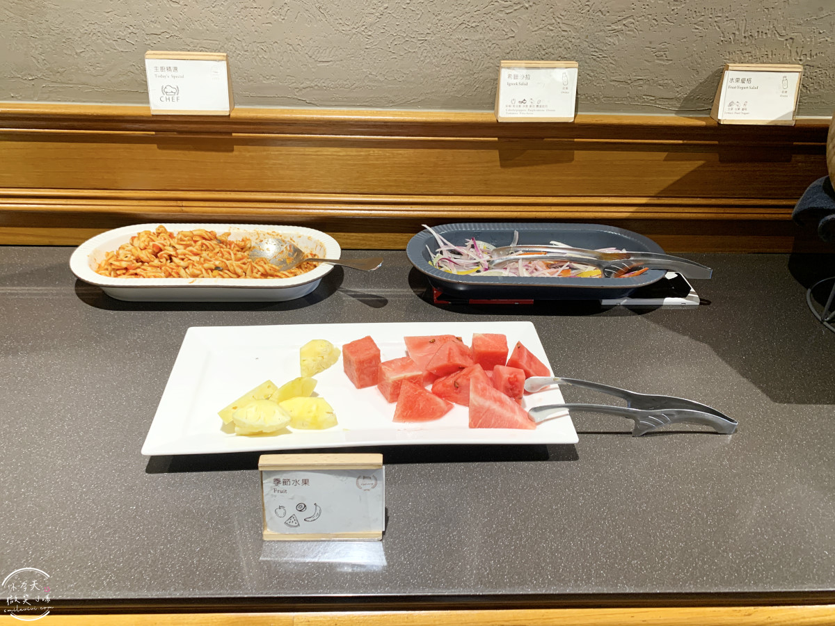 高雄美麗島住宿推薦∥河堤漫旅站前館 River inn Station,全新裝潢、一泊二食、高雄捷運站前超方便!高雄住宿推薦,六合夜市旁 - 第92張圖