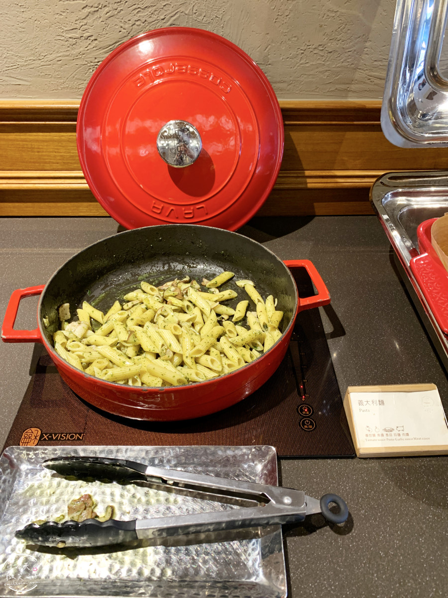 高雄美麗島住宿推薦∥河堤漫旅站前館 River inn Station,全新裝潢、一泊二食、高雄捷運站前超方便!高雄住宿推薦,六合夜市旁 - 第98張圖