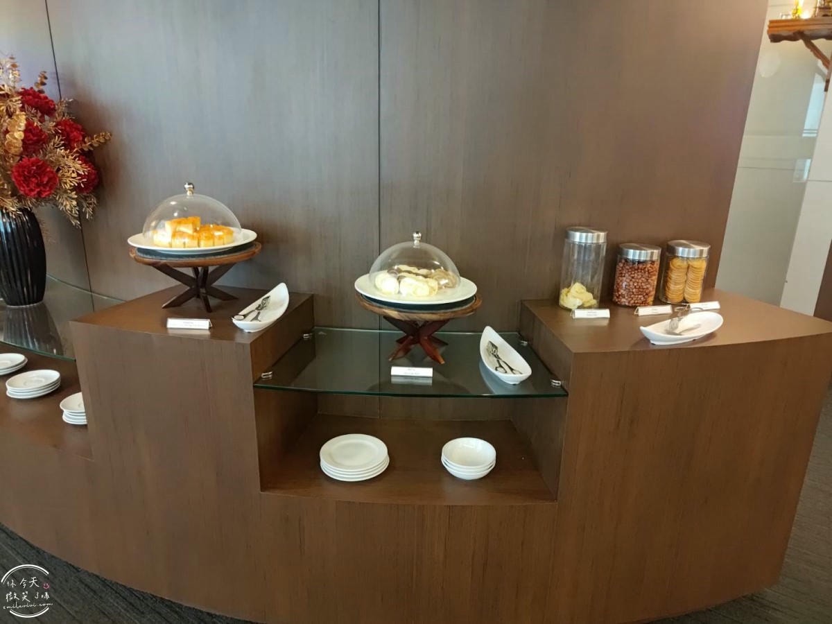 曼谷機場∥Miracle First Class Lounge貴賓室,曼谷素萬那普機場|飛曼谷必看,機場貴賓室!PP/龍騰卡/JCB卡,免費貴賓室|BKK出境航廈 3 樓A區登機門方向,24 小時營業 - 第8張圖 Miracle Lounge