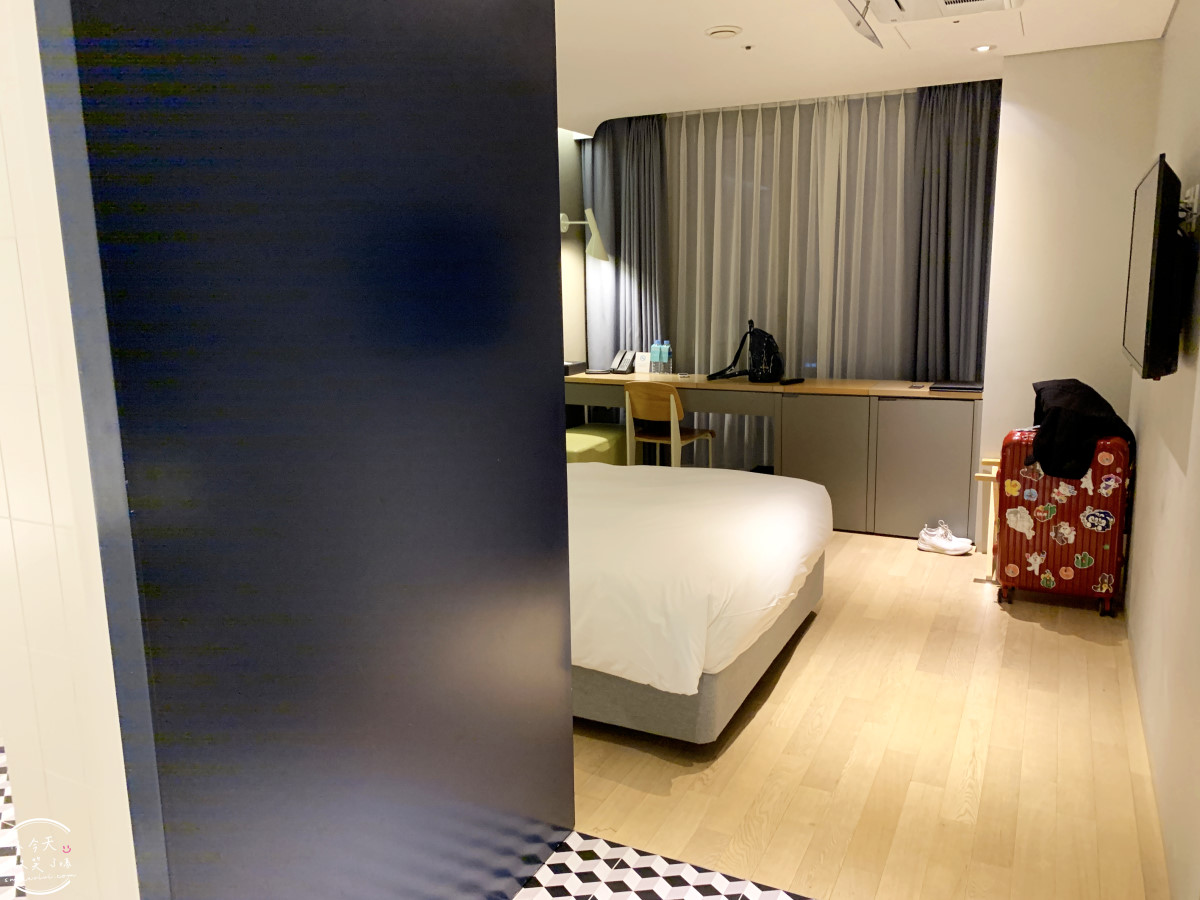 首爾江南飯店推薦∥派圖飯店三成店(Hotel Peyto Samseong;페이토 호텔 삼성점)佩托酒店,一大床、兩小床房型︱江南地區高 CP 值住宿首選!首爾 COEX 對面,交通超便利! - 第34張圖