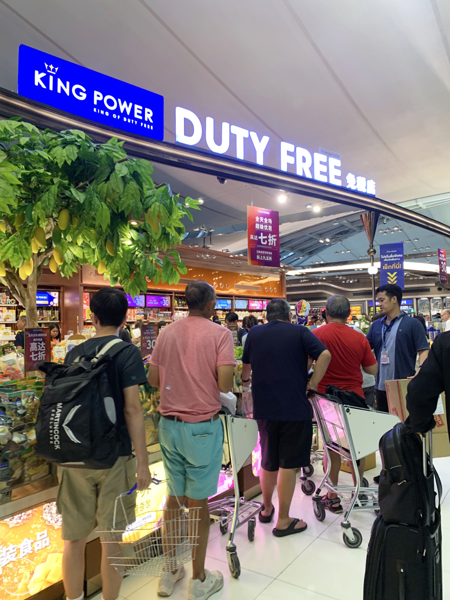 曼谷素萬那普機場(Suvarna-bhumi Airport)∥入境全攻略、蘇凡納布國際機場︱曼谷機場出境、入境,曼谷機場快線、曼谷機場機場捷運︱曼谷旅行第一站 - 第75張圖