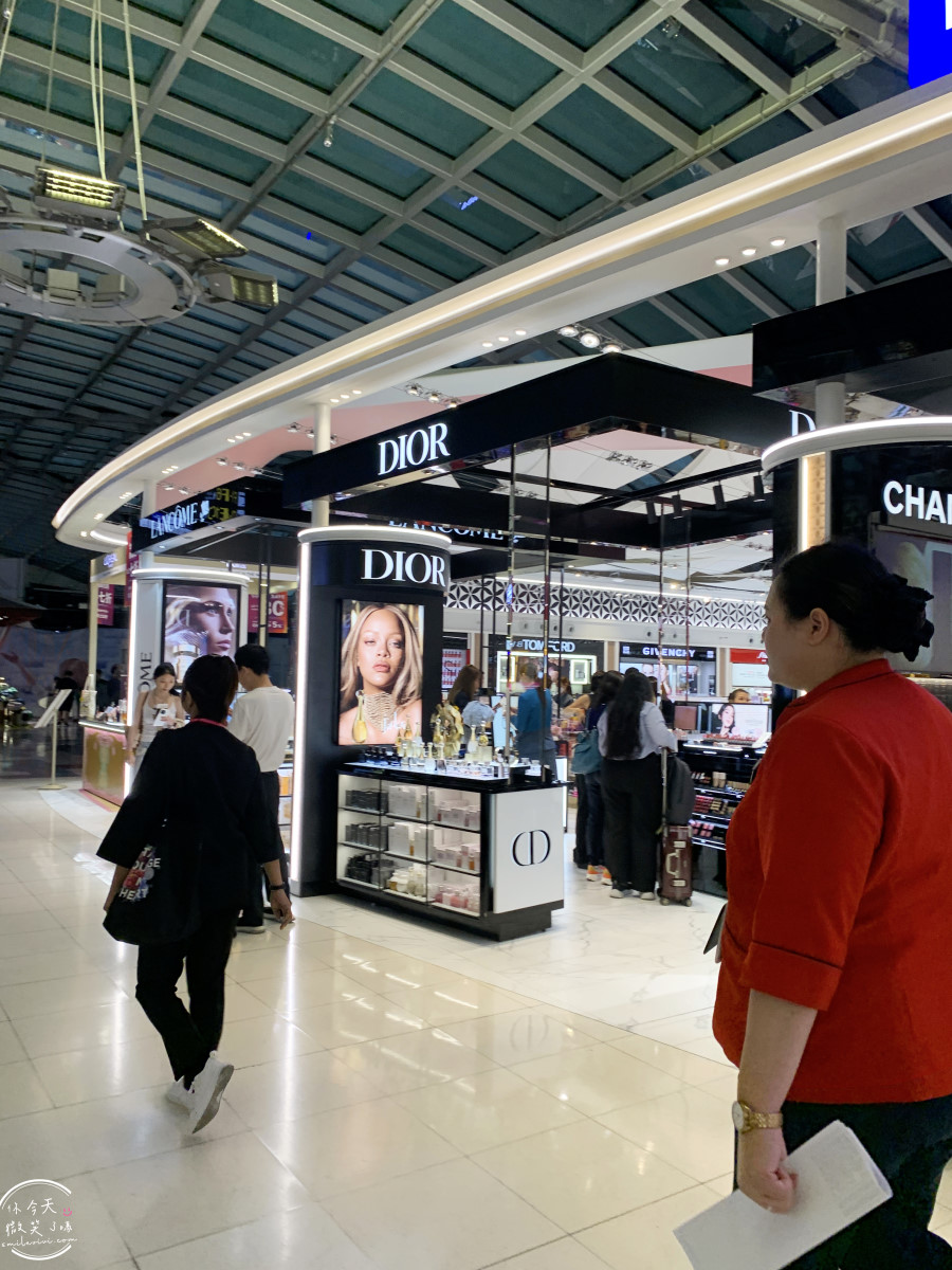 曼谷素萬那普機場(Suvarna-bhumi Airport)∥入境全攻略、蘇凡納布國際機場︱曼谷機場出境、入境,曼谷機場快線、曼谷機場機場捷運︱曼谷旅行第一站 - 第82張圖